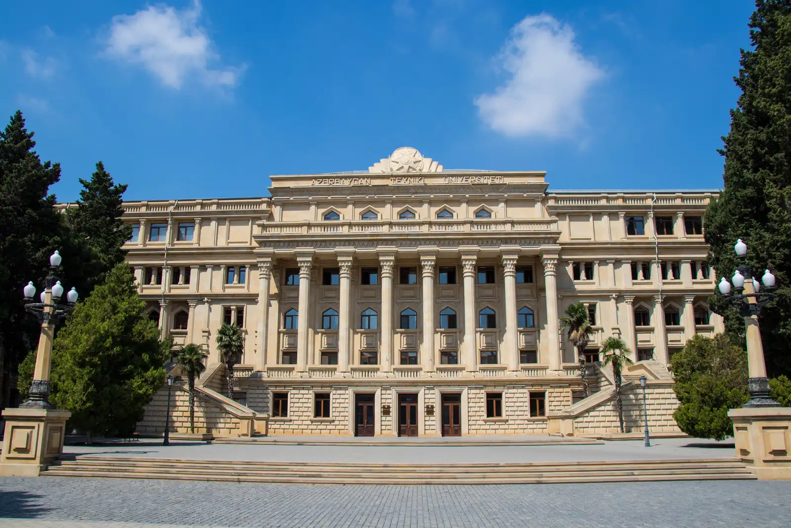 Azerbaycan Teknik Üniversitesi